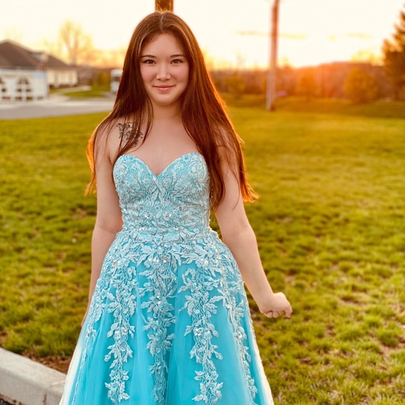 Baby Blue Prom Dress - Picture 2 of 8
